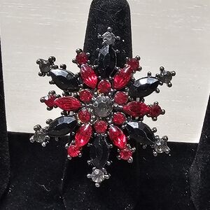 Red And Black Rhinestone Snowflake Stretch Ring
